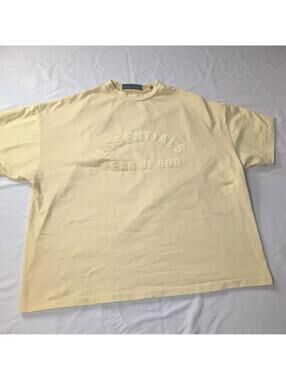Fear of God Essentials T-Shirt Eggshell Yellow Flocked Logo Size M Medium